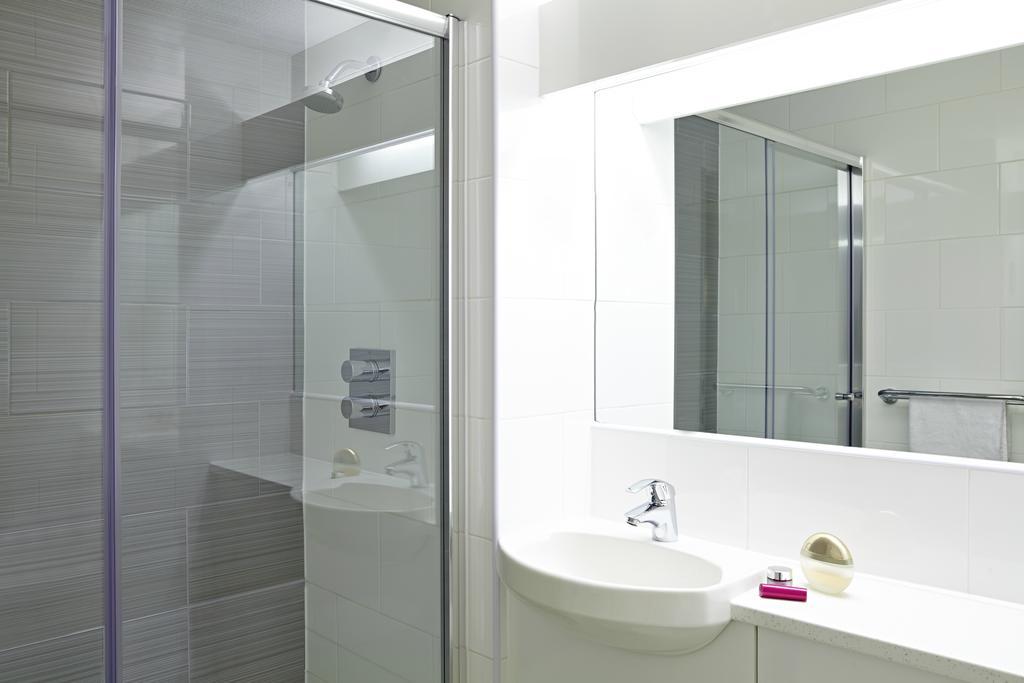 Ibis Budget Knutsford Exteriör bild